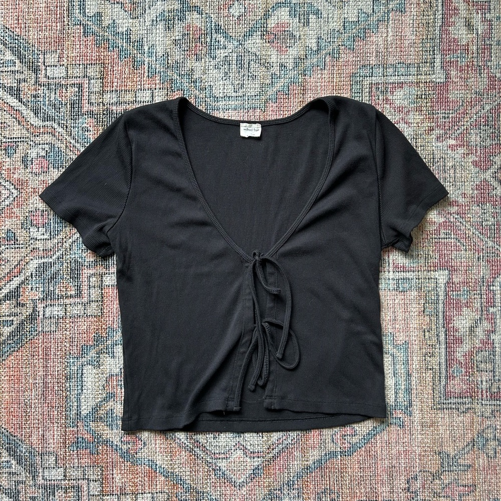 Aritzia Wilfred Free Tie Front Top